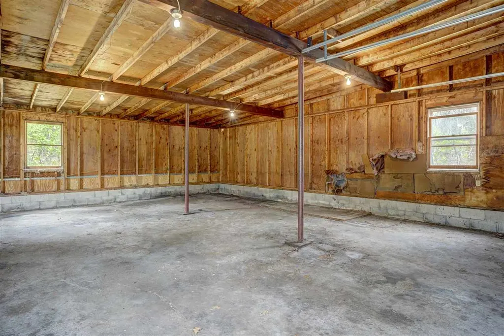 64 Mammoth Road Windham NH 03087