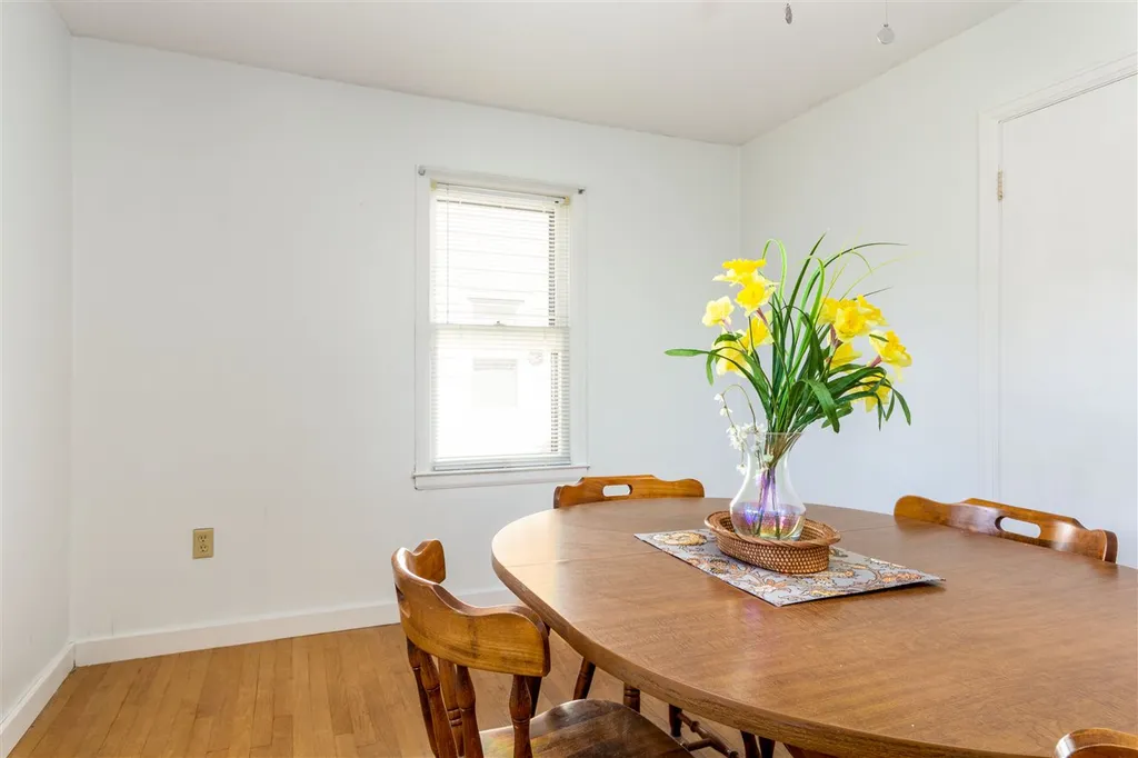 53 Pennington Drive Burlington VT 05408
