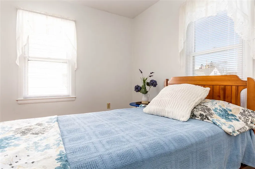 53 Pennington Drive Burlington VT 05408