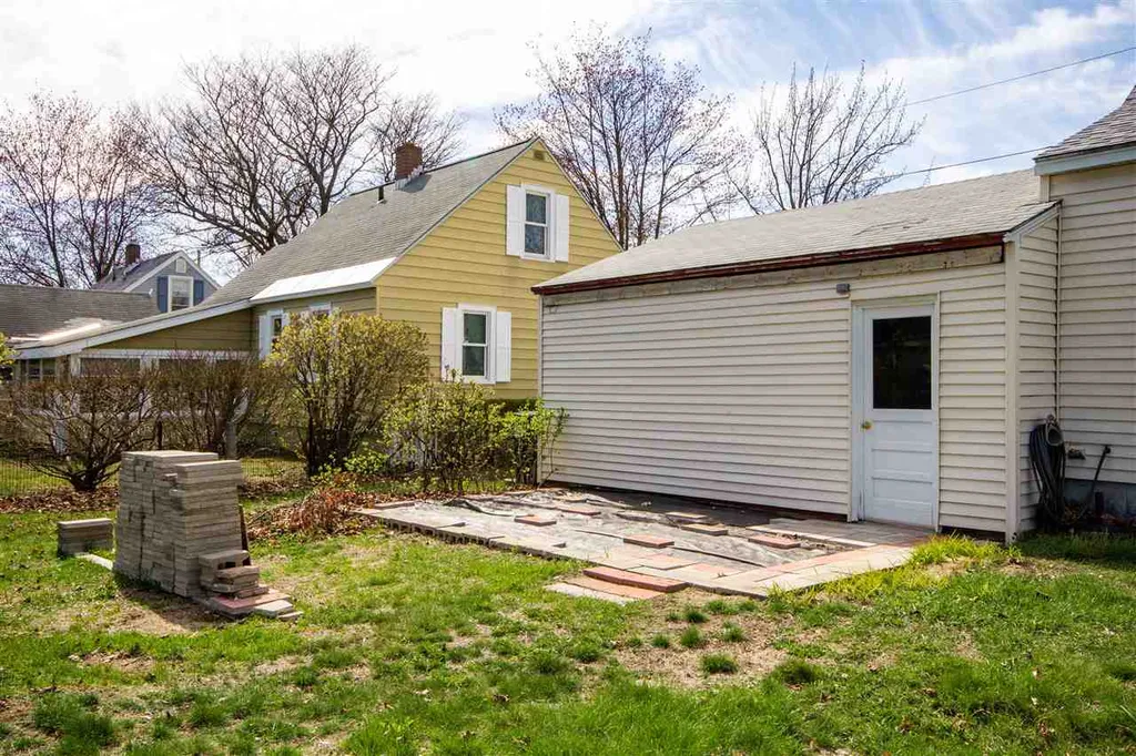 53 Pennington Drive Burlington VT 05408