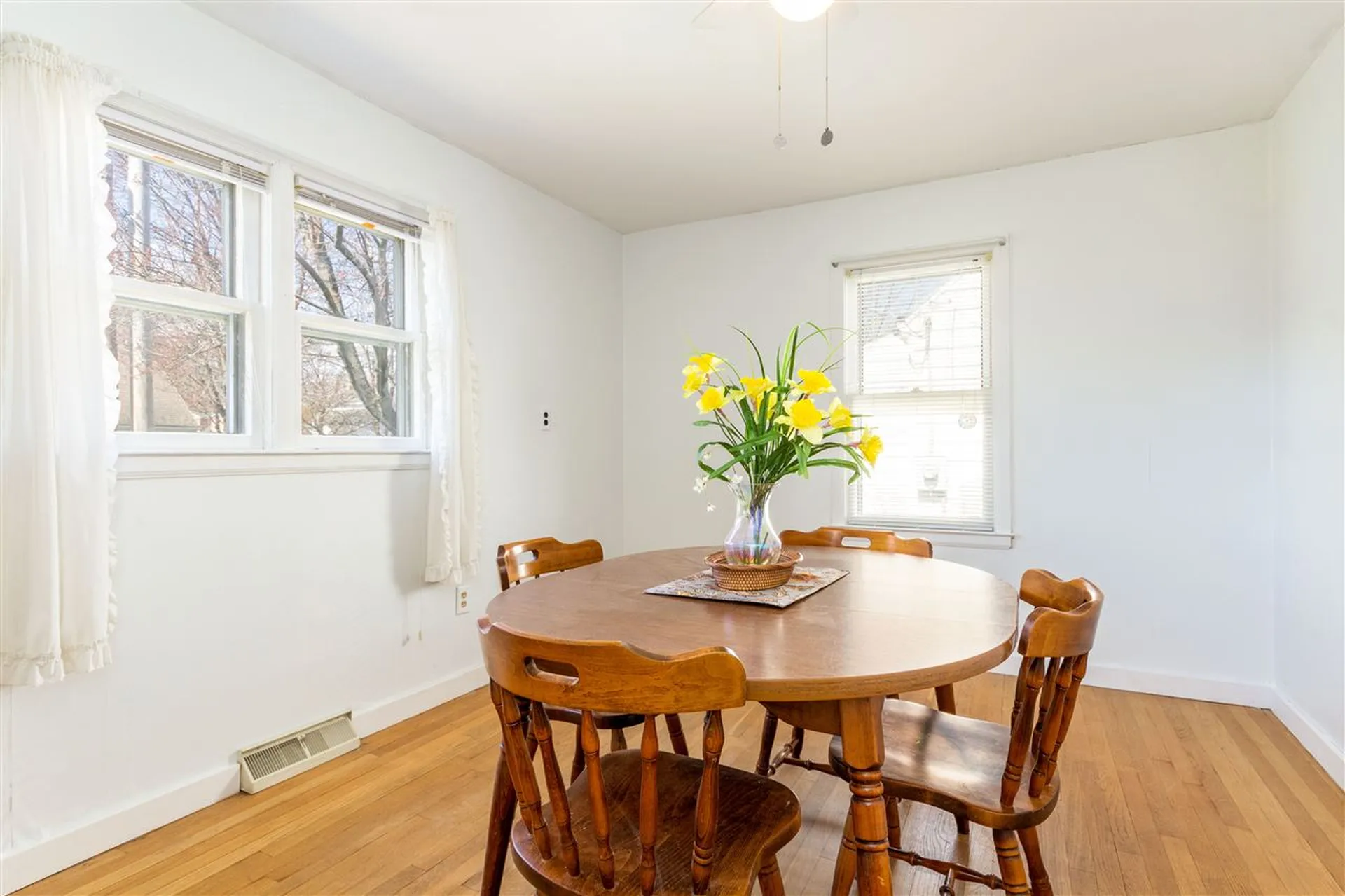 53 Pennington Drive Burlington VT 05408