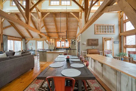 132 High Country Road Fayston VT 05673