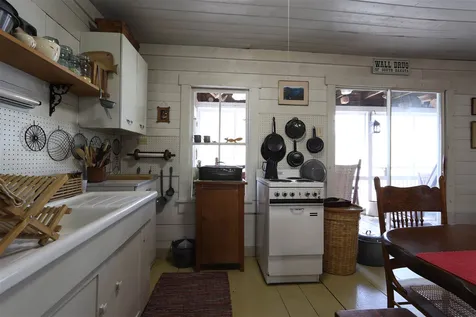2496 Roy Mountain Road Barnet VT 05821