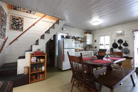 2496 Roy Mountain Road Barnet VT 05821