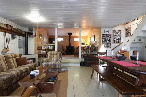 2496 Roy Mountain Road Barnet VT 05821