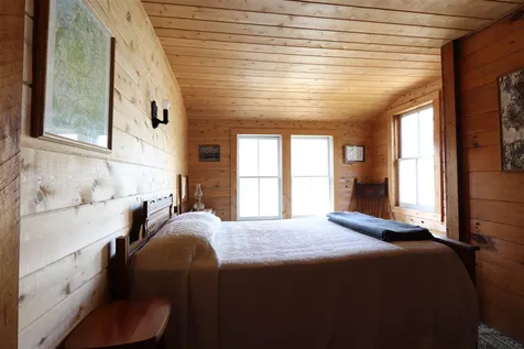 2496 Roy Mountain Road Barnet VT 05821