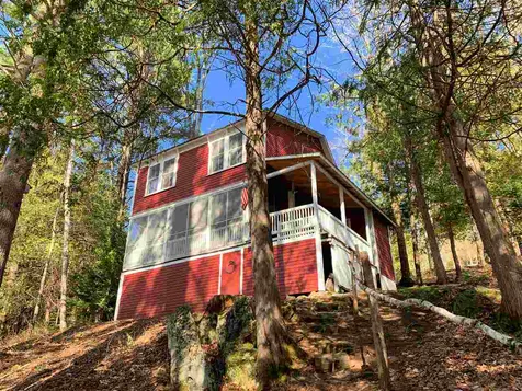 2496 Roy Mountain Road Barnet VT 05821