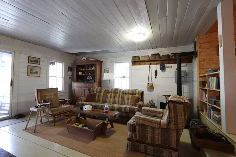 2496 Roy Mountain Road Barnet VT 05821