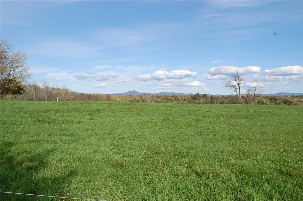 1801 Spear Street Charlotte VT 05445