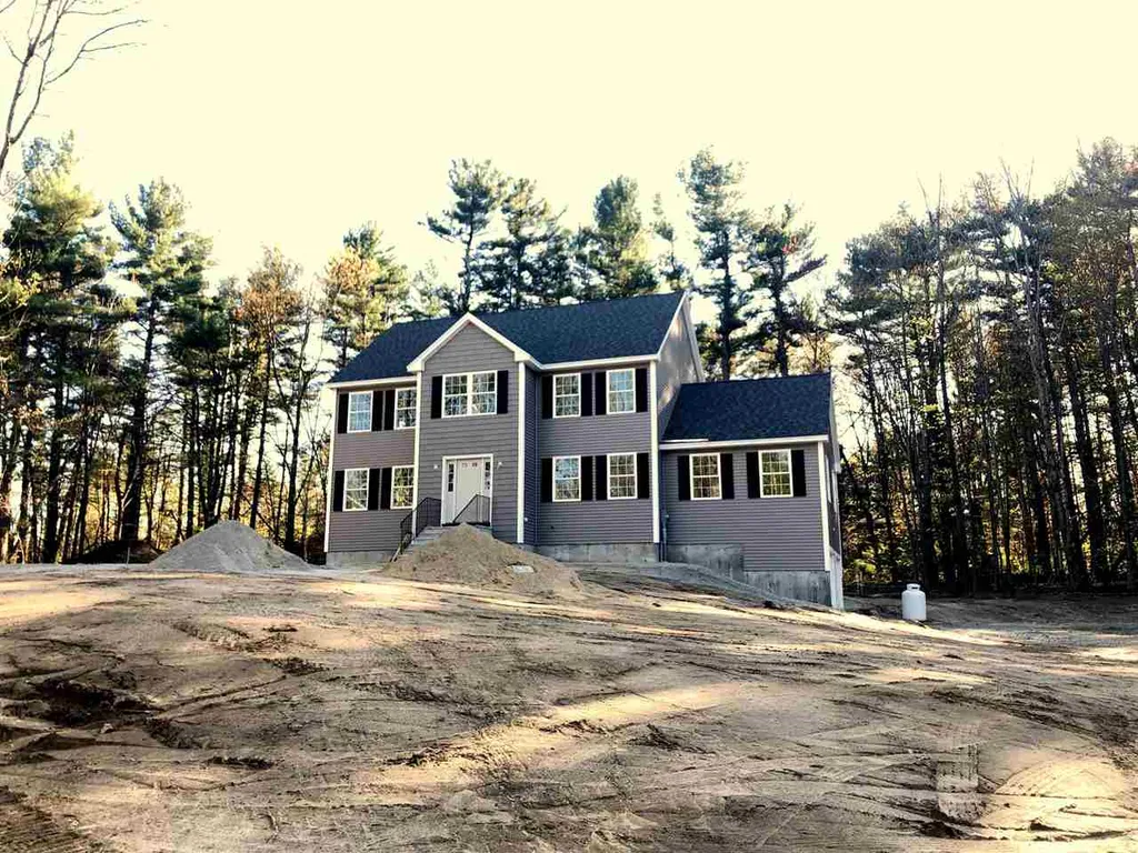 35 Mammoth Road Londonderry NH 03053