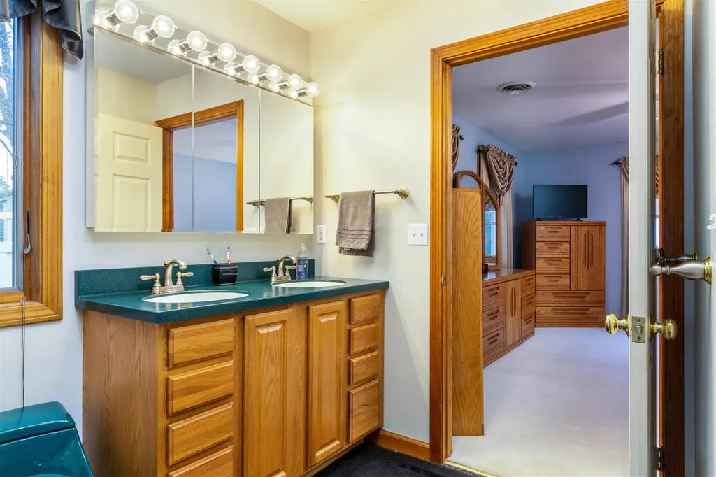 11 Heath Street South Burlington VT 05403