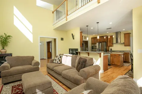 140 Boxwood Lane Dover NH 03820