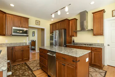 140 Boxwood Lane Dover NH 03820