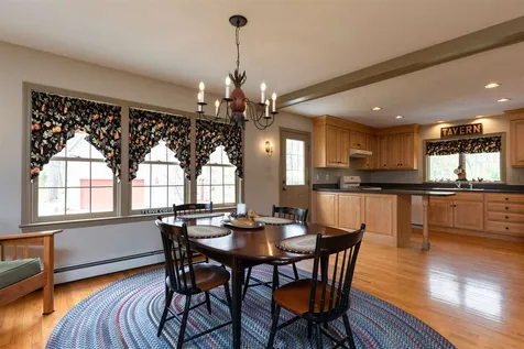 133 Brentwood Road Exeter NH 03833