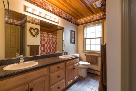 133 Brentwood Road Exeter NH 03833