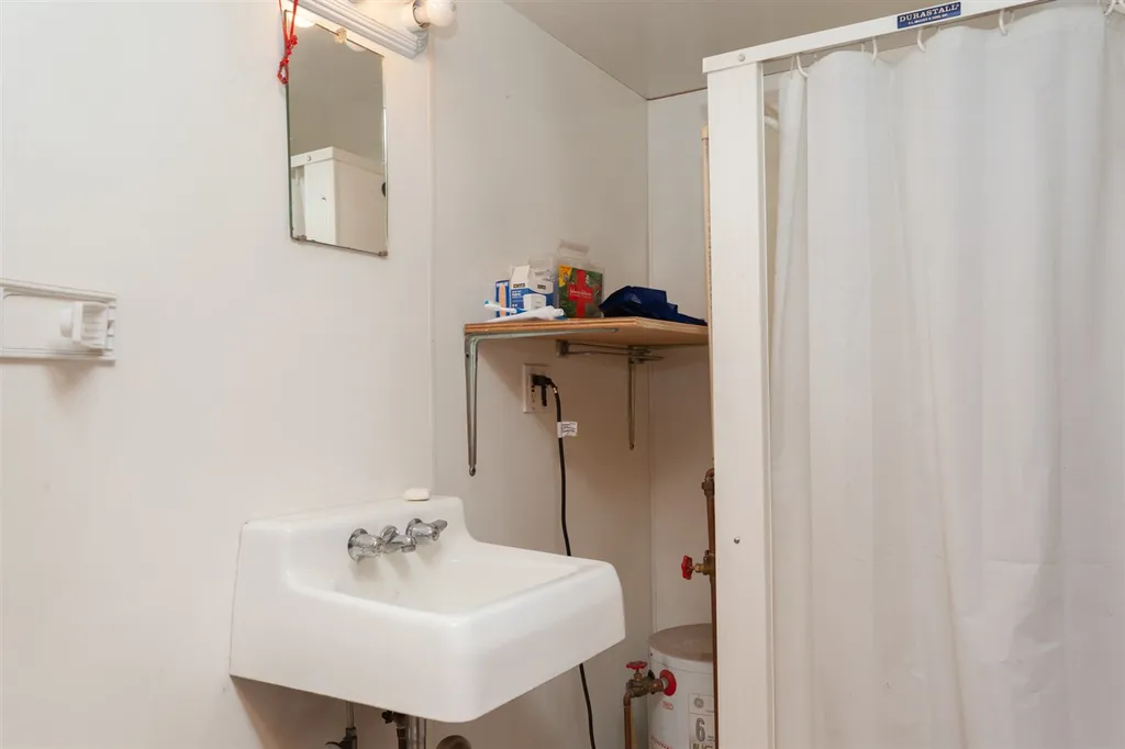 68 Lamplighter Lane Eliot ME 03903