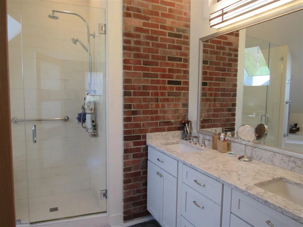 15 Fay Martin Road Richmond NH 03470