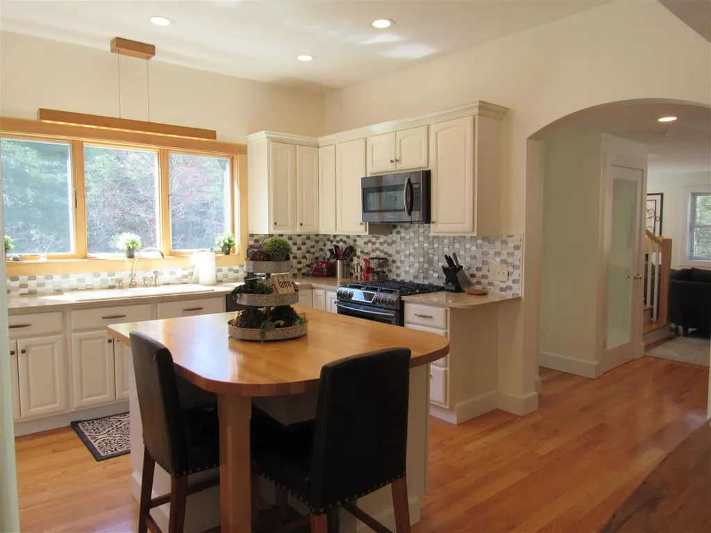 15 Fay Martin Road Richmond NH 03470