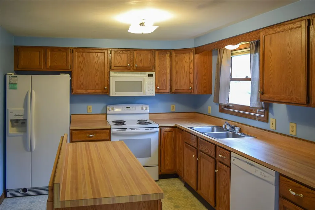 3 Wilmar Road Middlebury VT 05753
