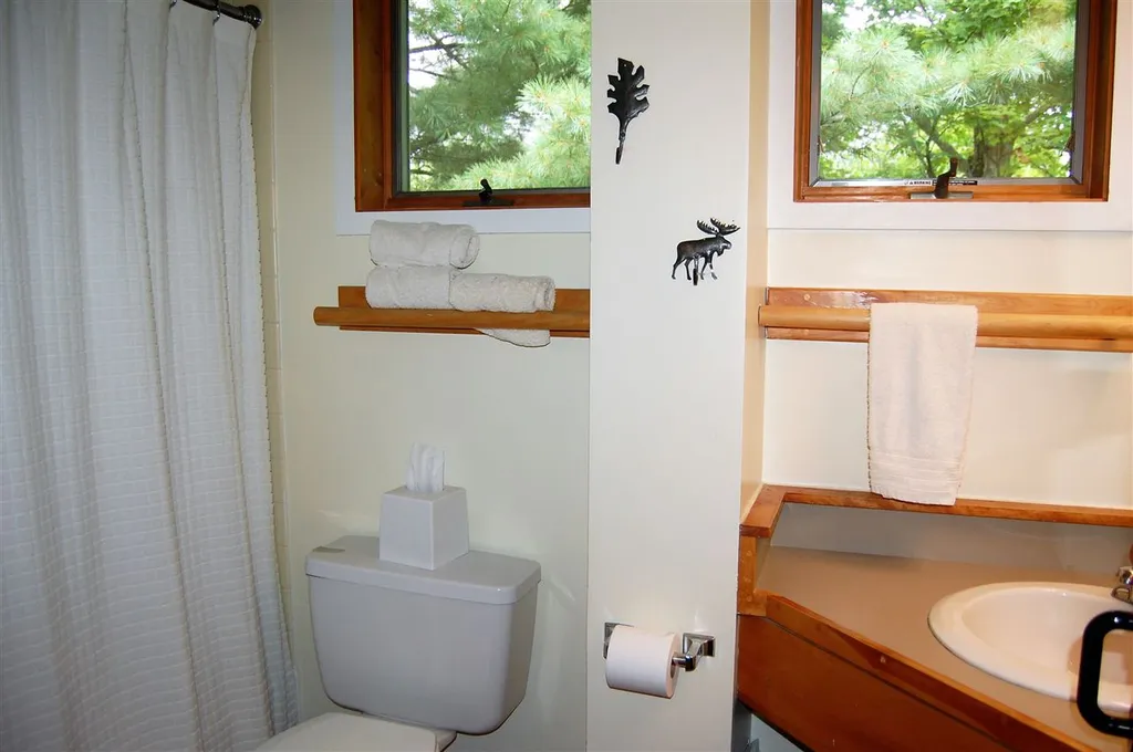 18 South Village Warren VT 05674