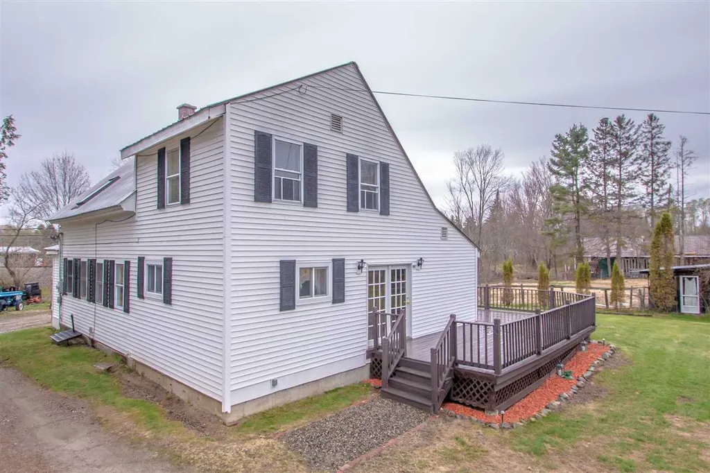 44 Sand Street Lancaster NH 03584