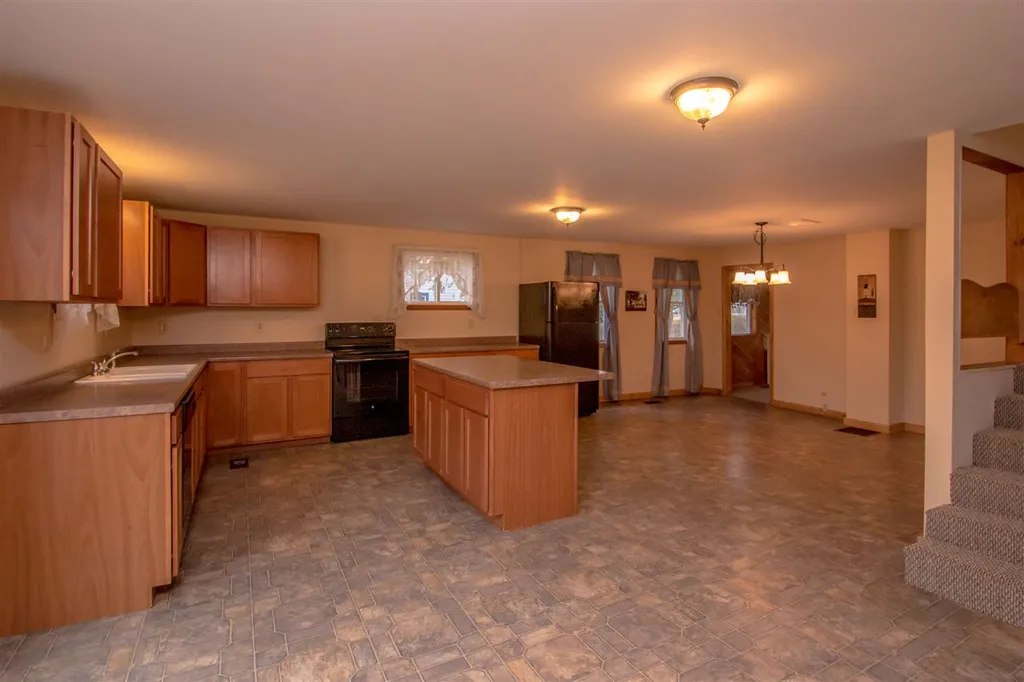 44 Sand Street Lancaster NH 03584