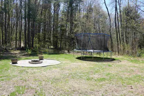 12 Boulder Court Raymond NH 03077