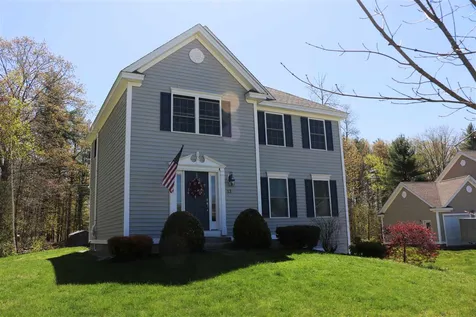 12 Boulder Court Raymond NH 03077