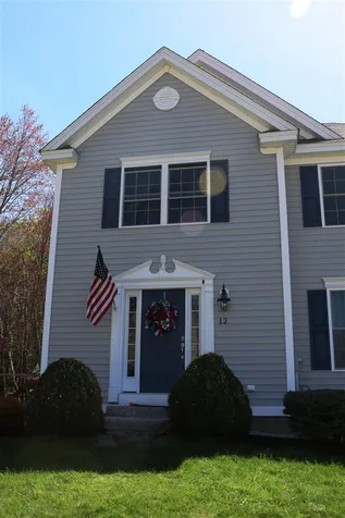 12 Boulder Court Raymond NH 03077