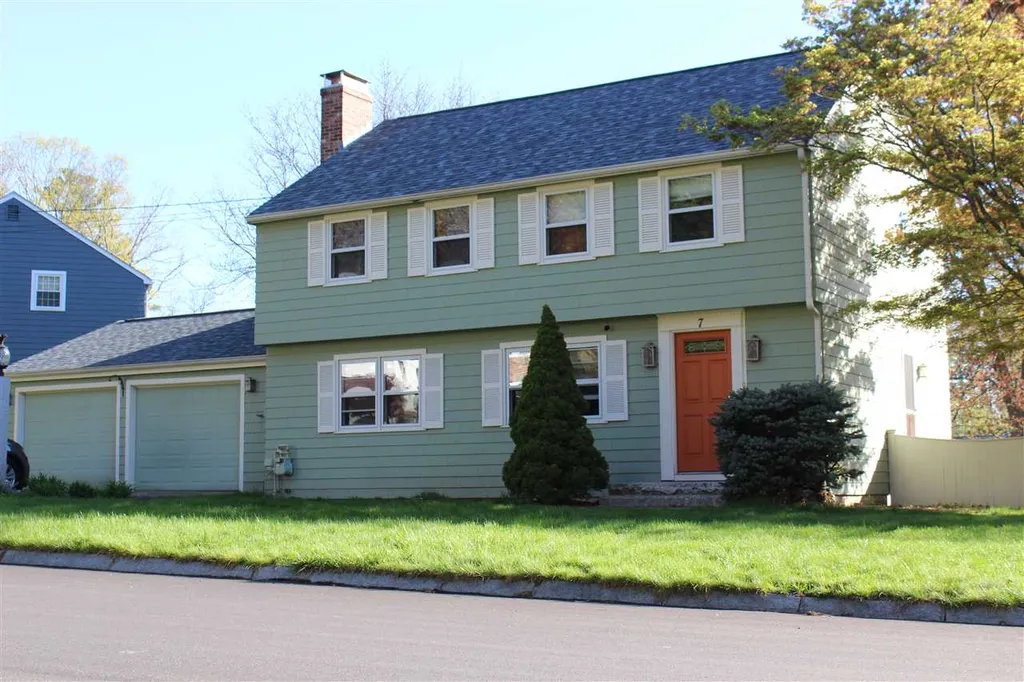 7 Percheron Circle Nashua NH 03062