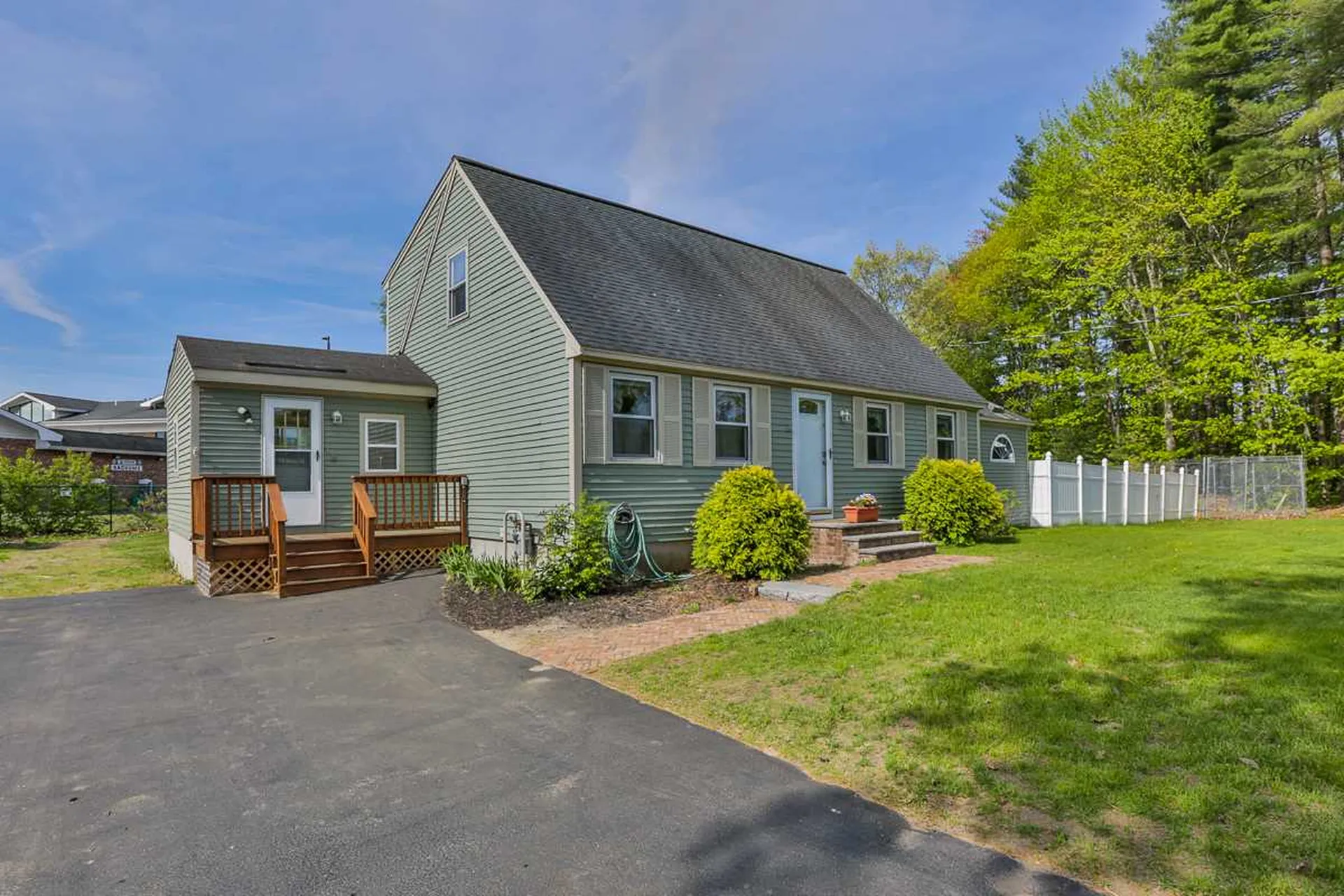 18 Manor Road Concord NH 03303