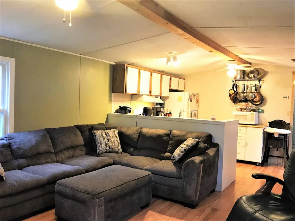31 Brownstone Lane Rochester NH 03867
