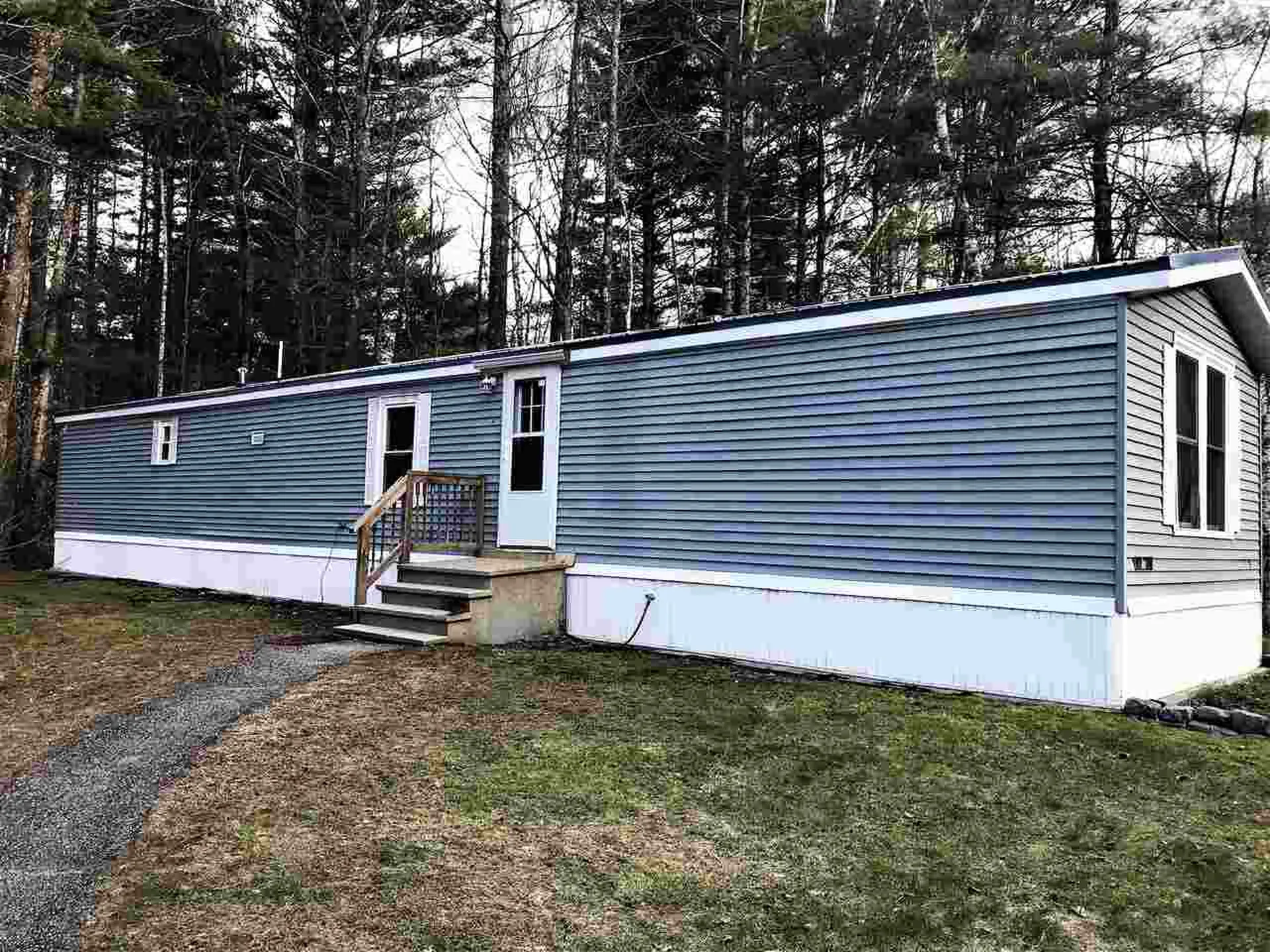 31 Brownstone Lane Rochester NH 03867