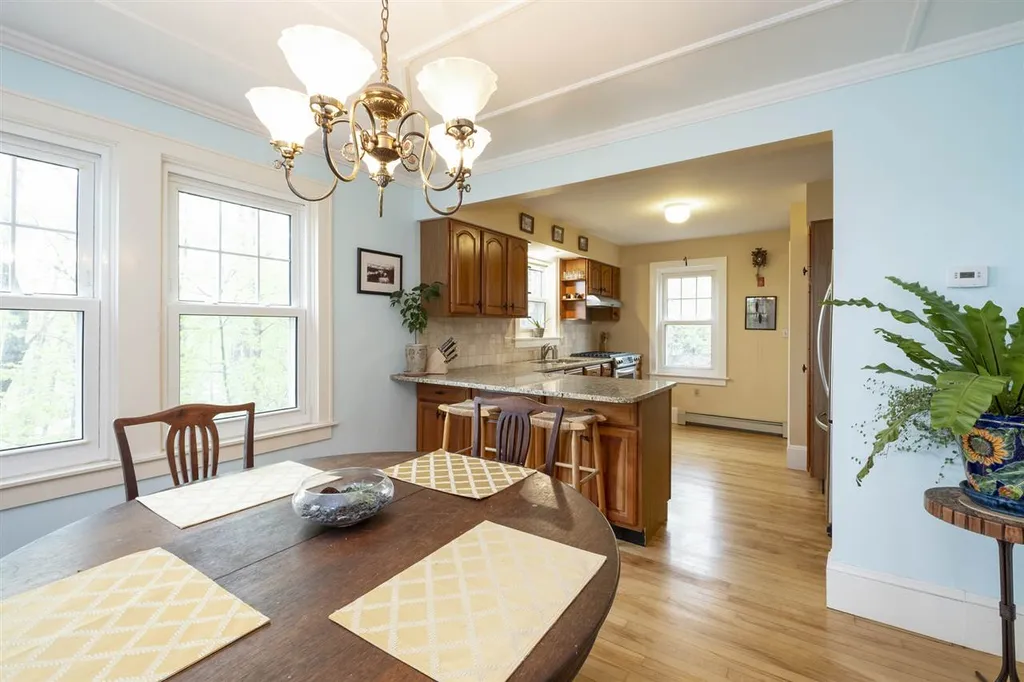 15 Chestnut Court Concord NH 03301