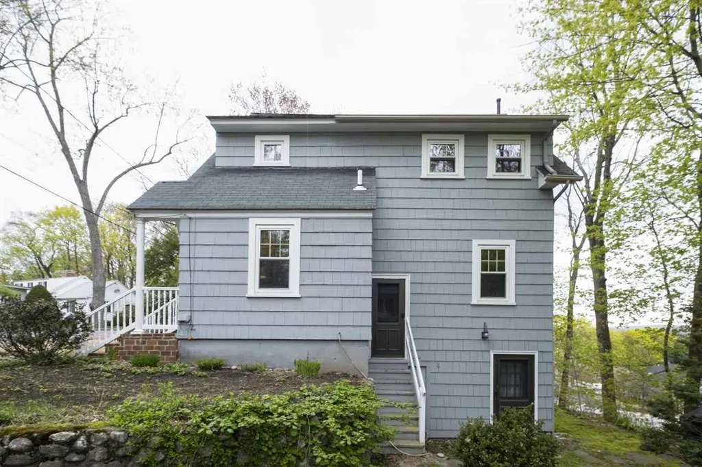 15 Chestnut Court Concord NH 03301