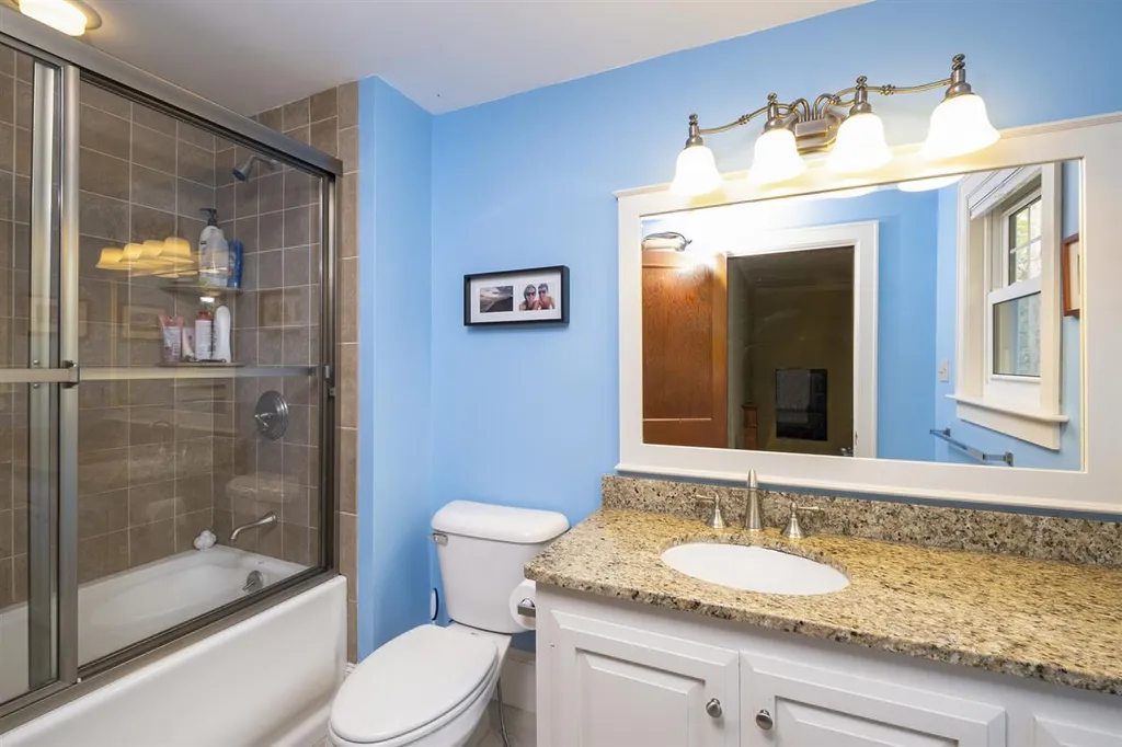 15 Chestnut Court Concord NH 03301