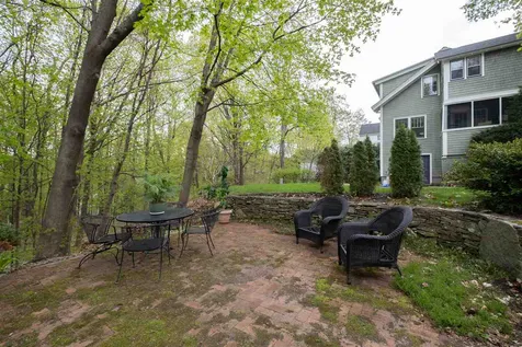 15 Chestnut Court Concord NH 03301