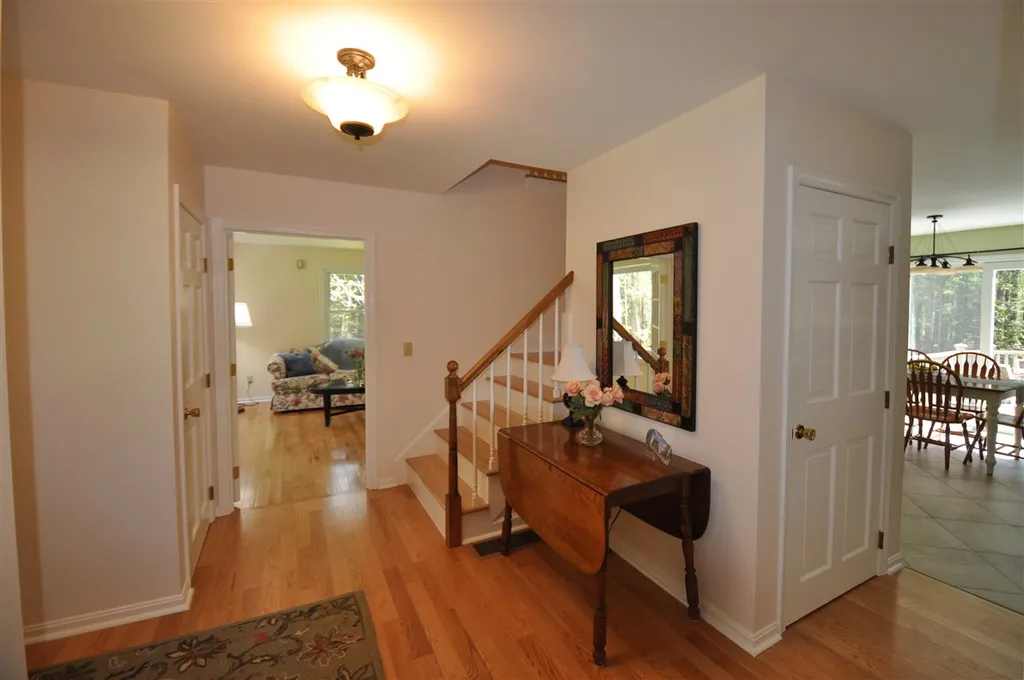 14 Sherwood Drive Hollis NH 03049
