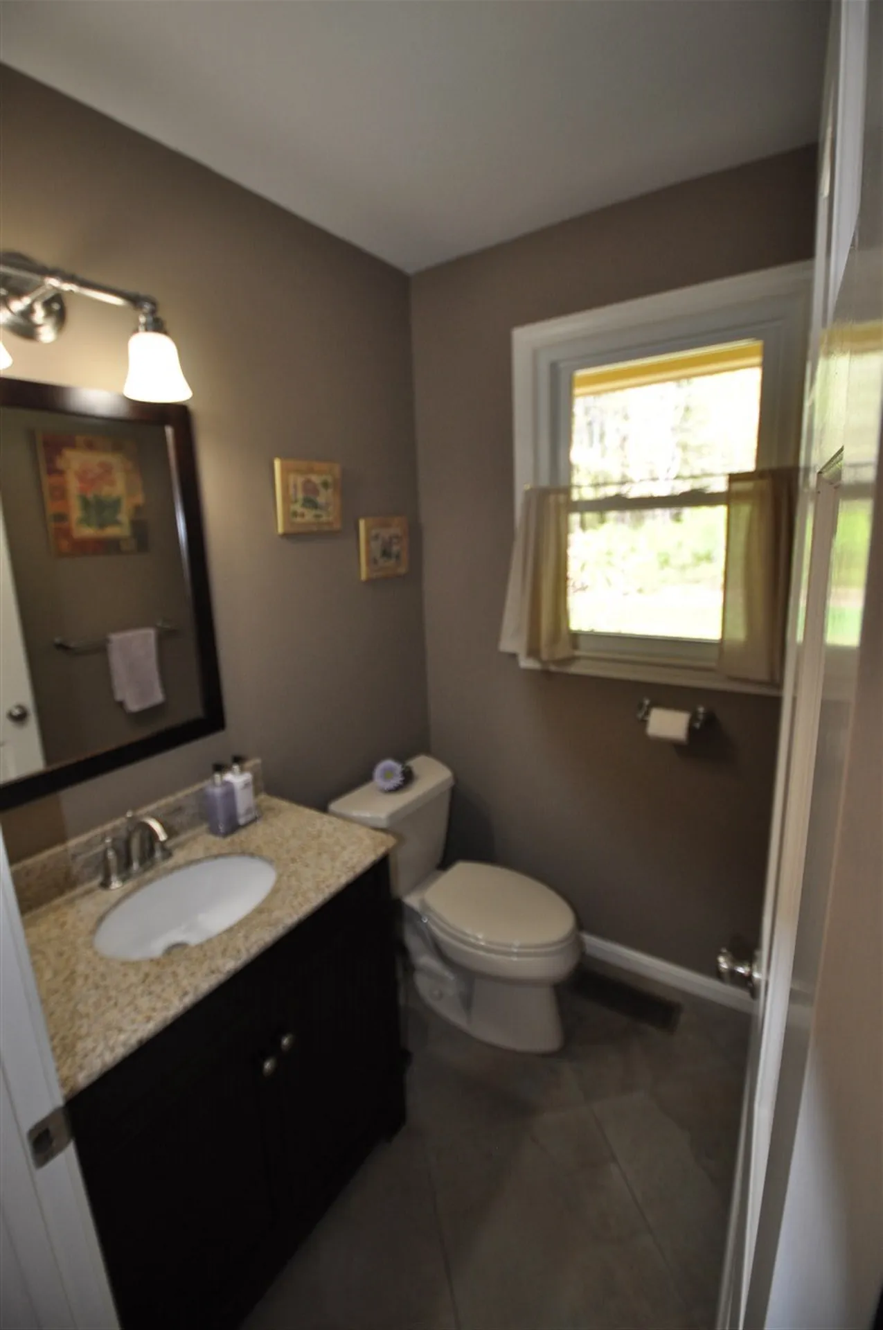 14 Sherwood Drive Hollis NH 03049