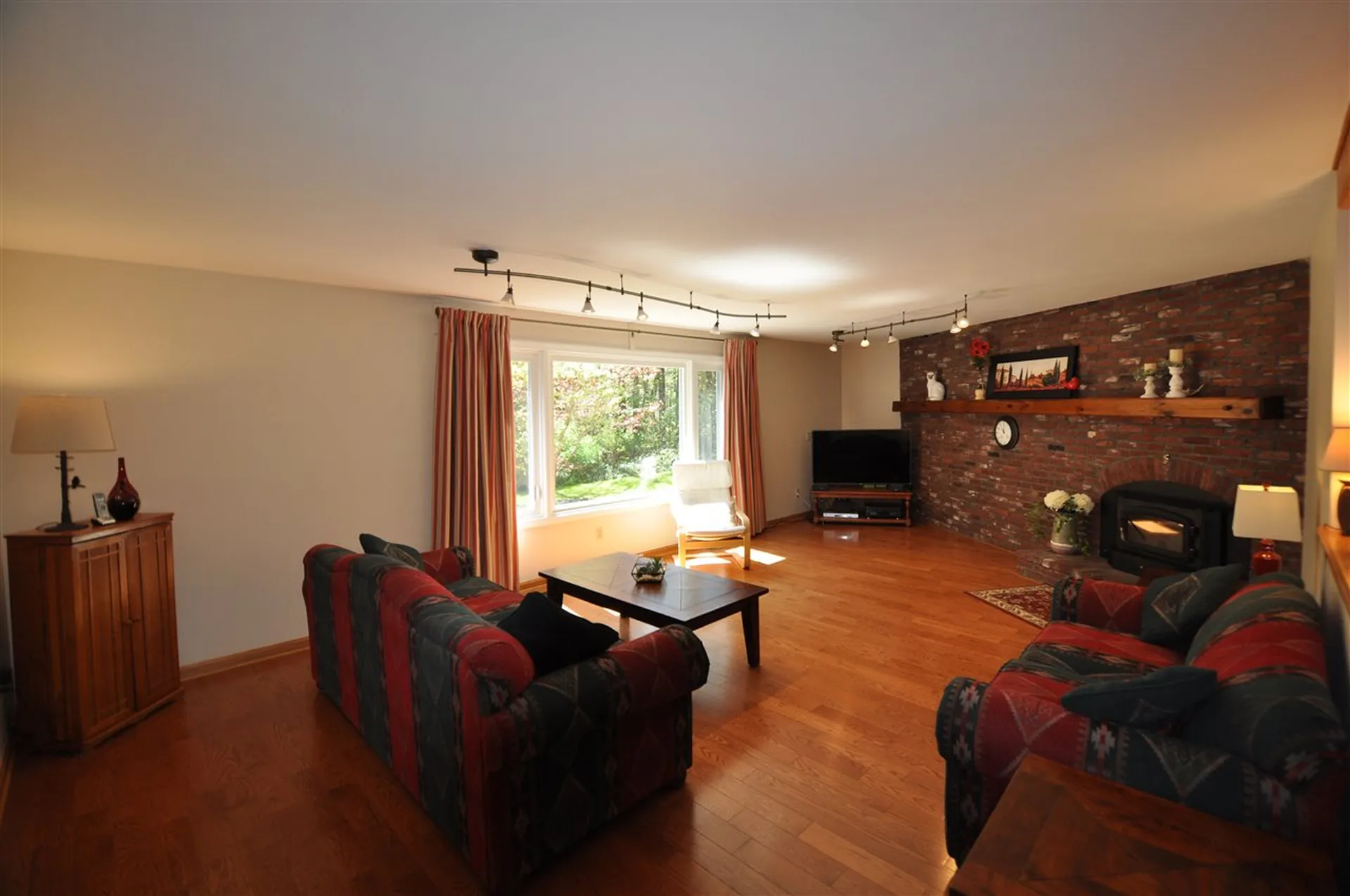 14 Sherwood Drive Hollis NH 03049