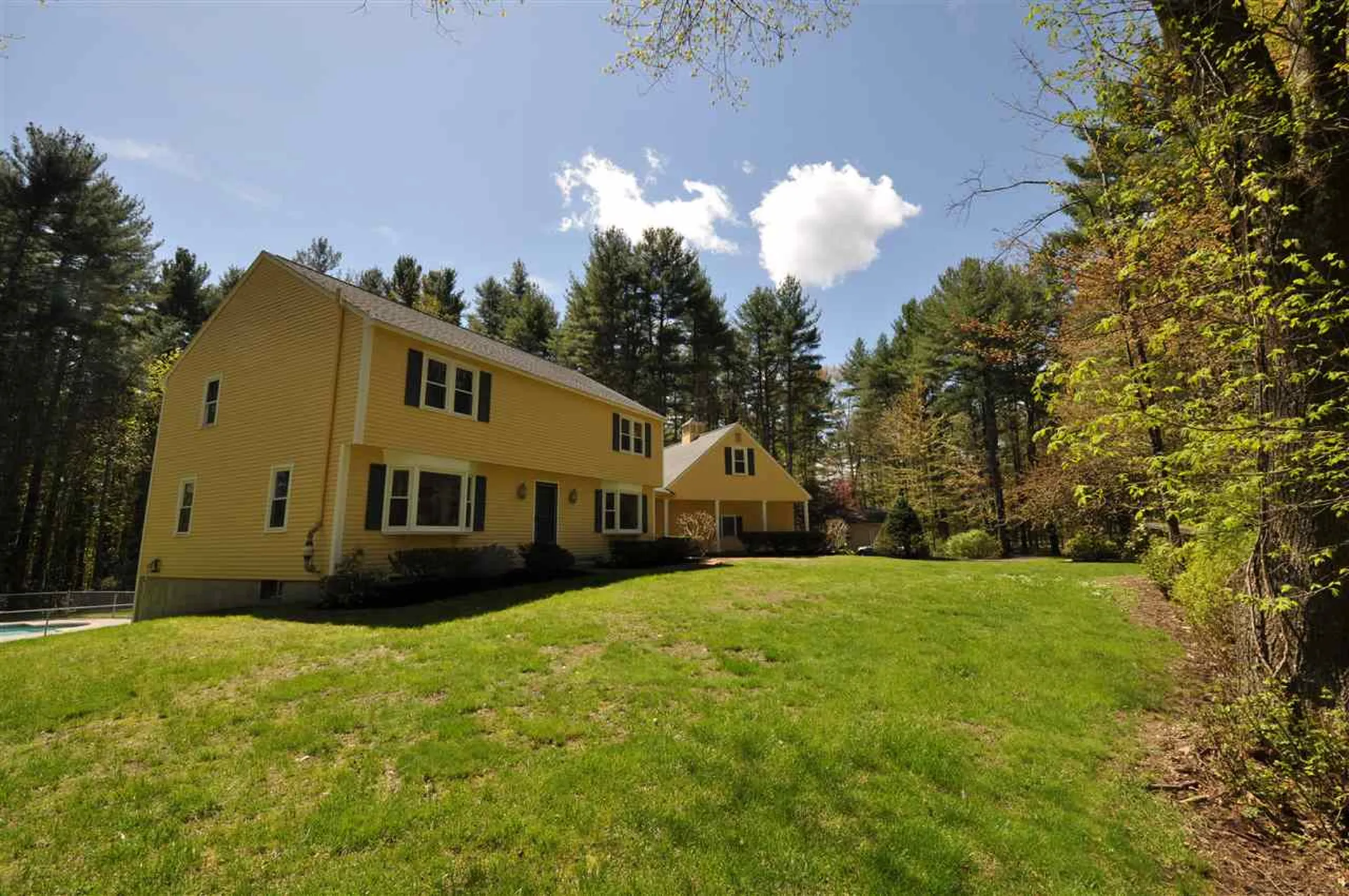 14 Sherwood Drive Hollis NH 03049