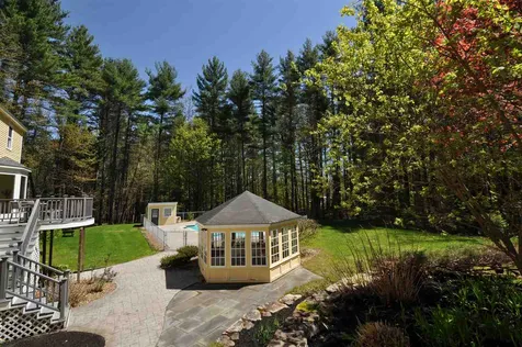 14 Sherwood Drive Hollis NH 03049