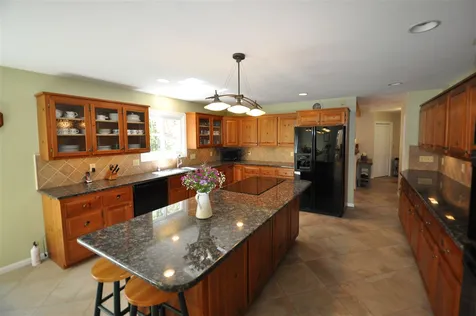 14 Sherwood Drive Hollis NH 03049