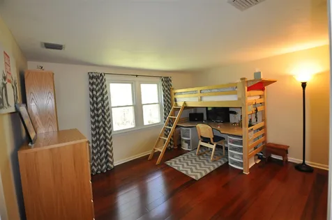 14 Sherwood Drive Hollis NH 03049