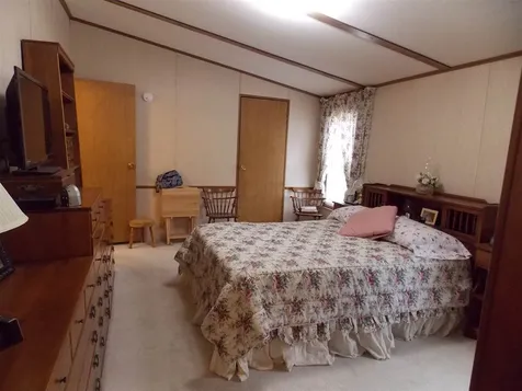 41 Hemlock Terrace Plymouth NH 03264