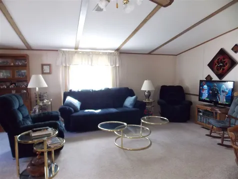 41 Hemlock Terrace Plymouth NH 03264