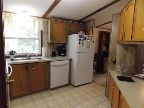 41 Hemlock Terrace Plymouth NH 03264
