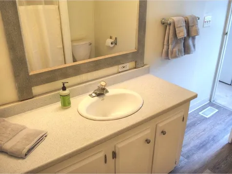 831 Middlewood Road Williston VT 05495