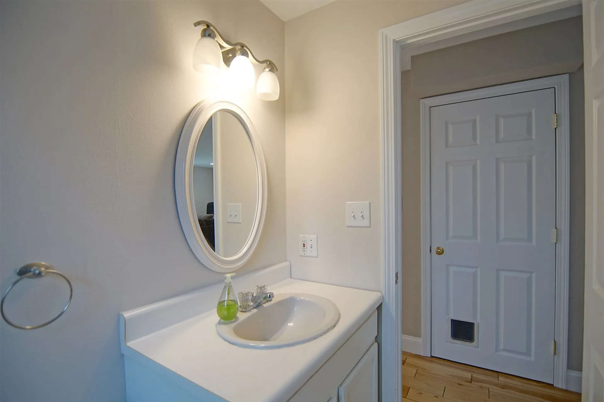90 Oakwood Drive Northwood NH 03261