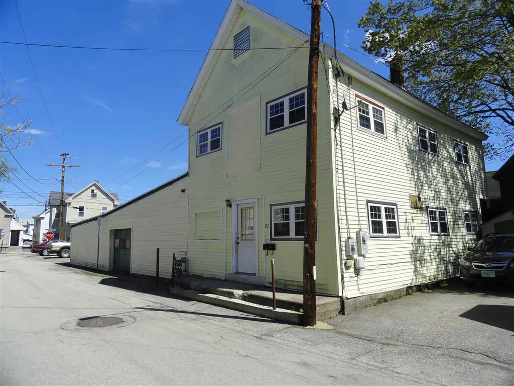 87 Chestnut Street Nashua NH 03060